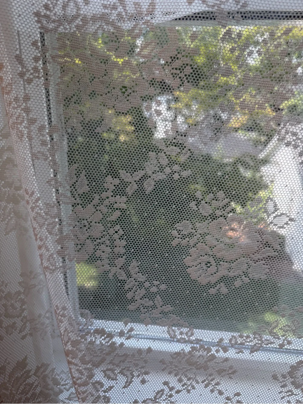 Vintage White Lace Floral Tablecloth